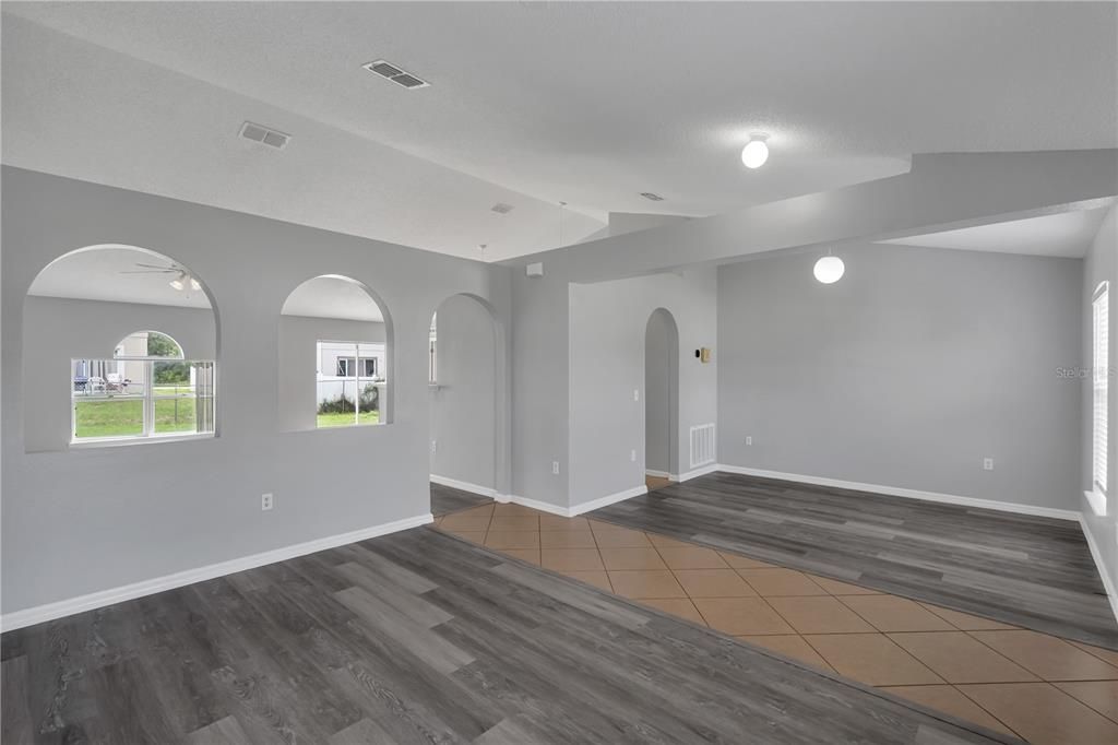 For Sale: $220,000 (3 beds, 2 baths, 1615 Square Feet)