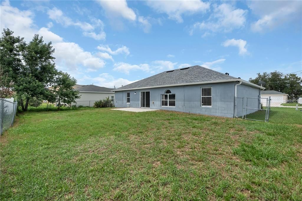 For Sale: $220,000 (3 beds, 2 baths, 1615 Square Feet)