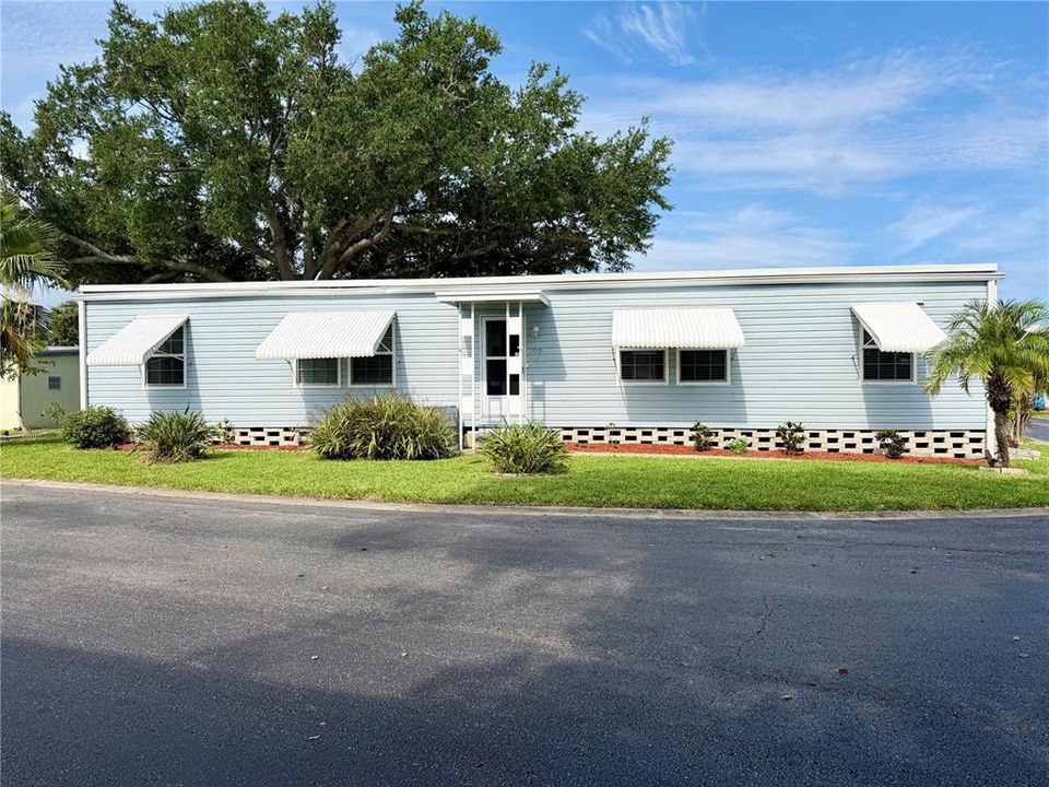 For Sale: $129,900 (3 beds, 2 baths, 1368 Square Feet)