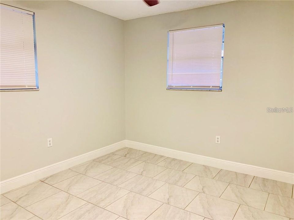 En Renta: $2,600 (5 camas, 2 baños, 1118 Pies cuadrados)