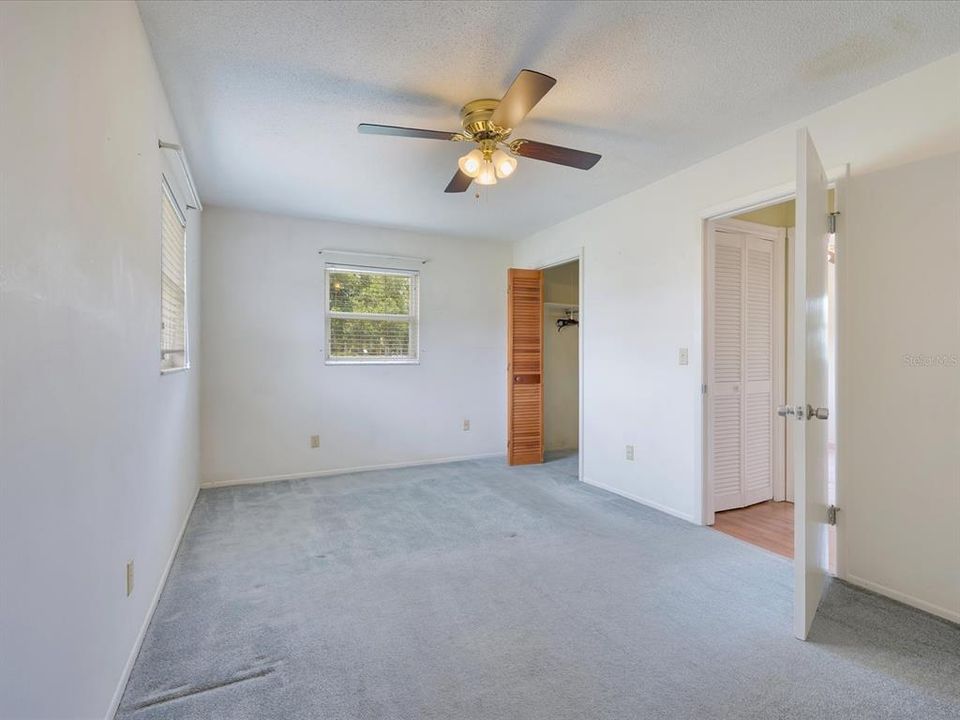En Venta: $339,000 (3 camas, 2 baños, 1594 Pies cuadrados)