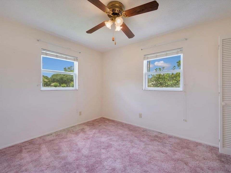 En Venta: $339,000 (3 camas, 2 baños, 1594 Pies cuadrados)