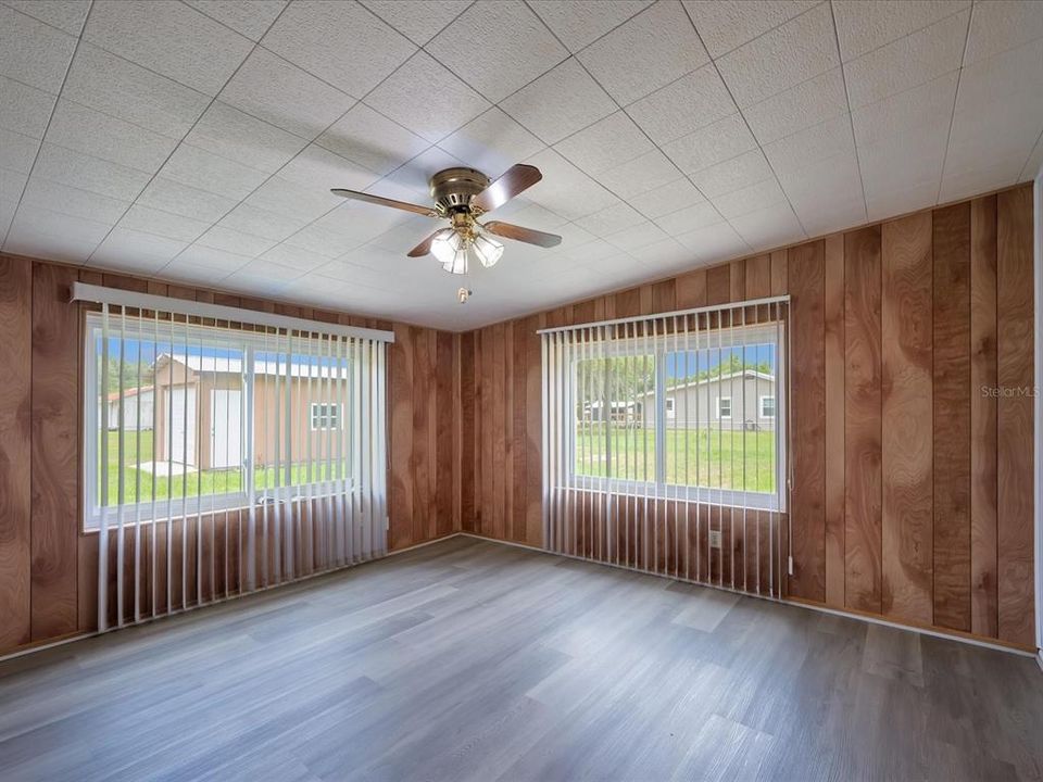 En Venta: $339,000 (3 camas, 2 baños, 1594 Pies cuadrados)