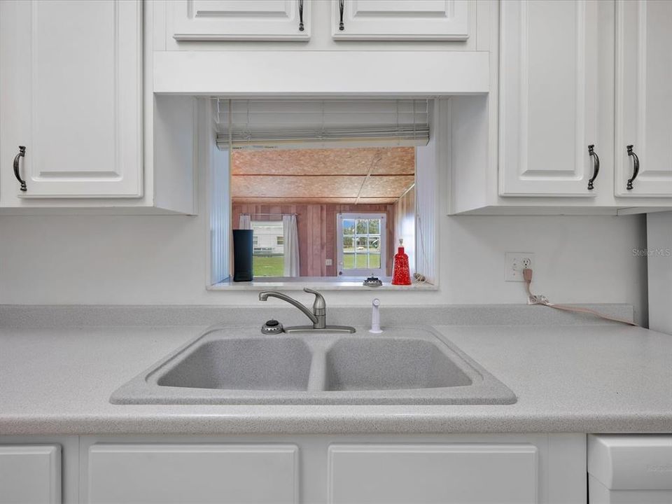 En Venta: $339,000 (3 camas, 2 baños, 1594 Pies cuadrados)