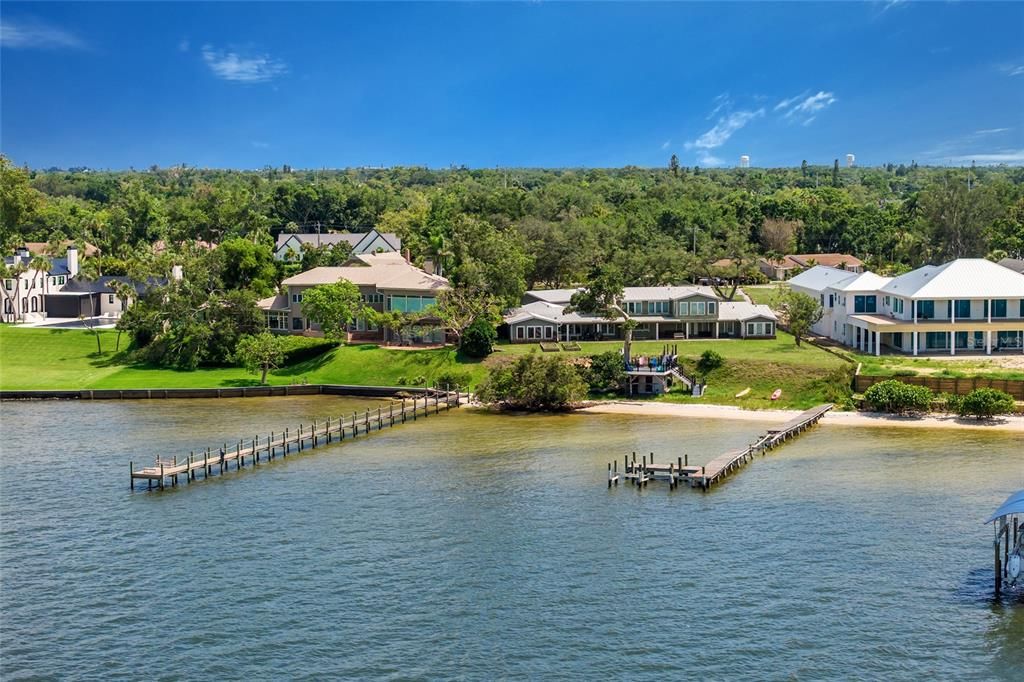 For Sale: $3,590,000 (7 beds, 5 baths, 5609 Square Feet)