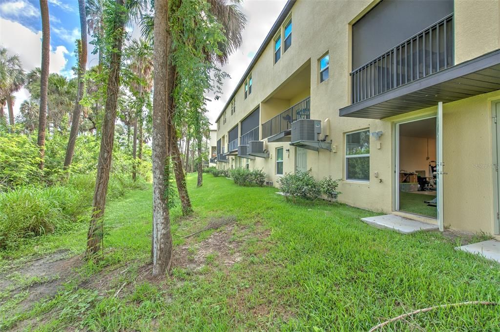 For Sale: $359,900 (2 beds, 2 baths, 1569 Square Feet)