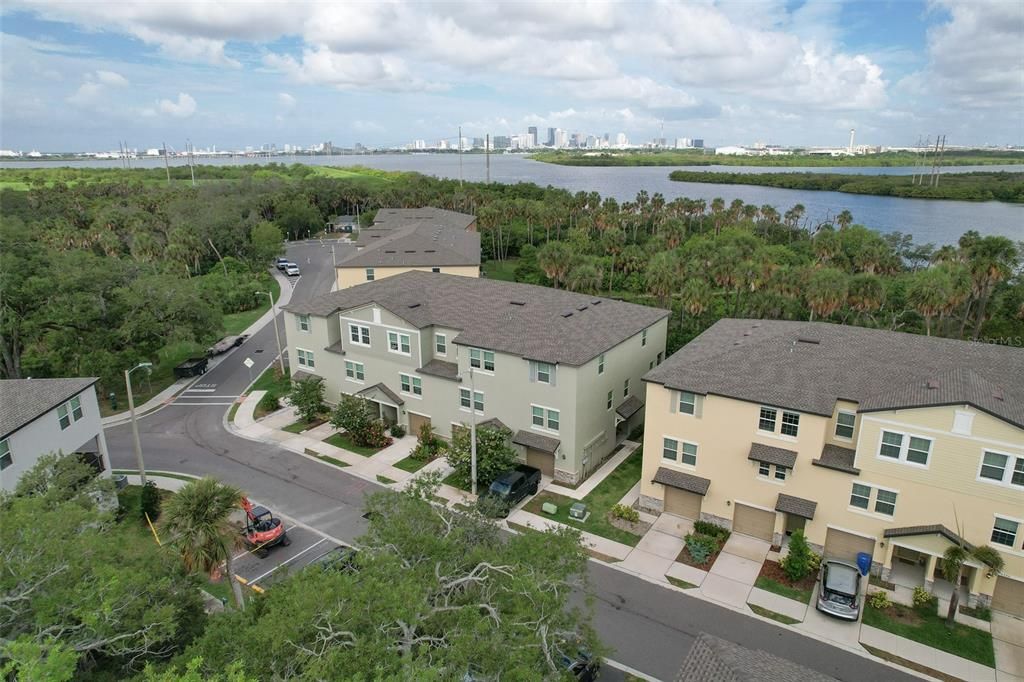 For Sale: $359,900 (2 beds, 2 baths, 1569 Square Feet)