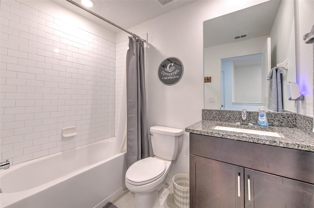 For Sale: $359,900 (2 beds, 2 baths, 1569 Square Feet)
