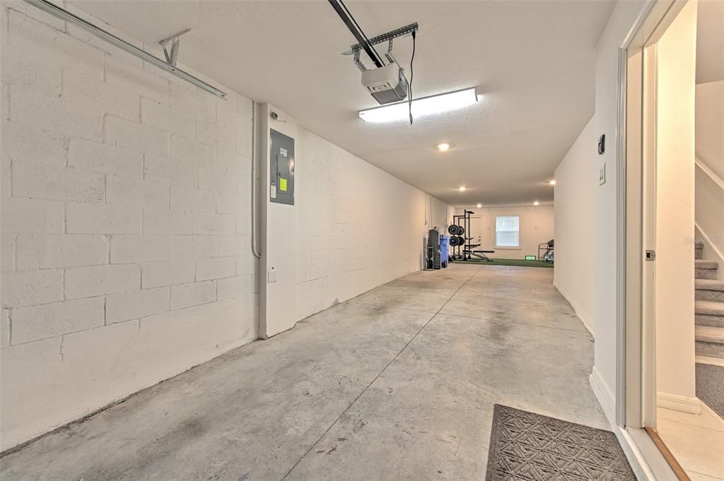 For Sale: $359,900 (2 beds, 2 baths, 1569 Square Feet)