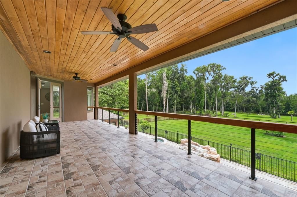 For Sale: $2,199,000 (5 beds, 5 baths, 5905 Square Feet)