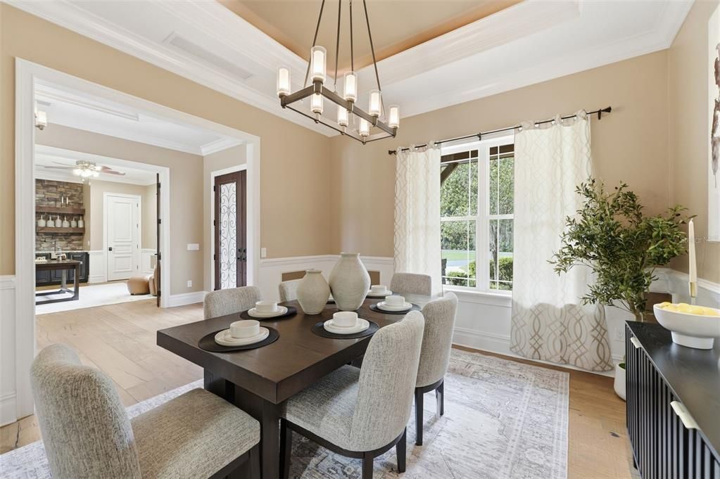 For Sale: $2,199,000 (5 beds, 5 baths, 5905 Square Feet)