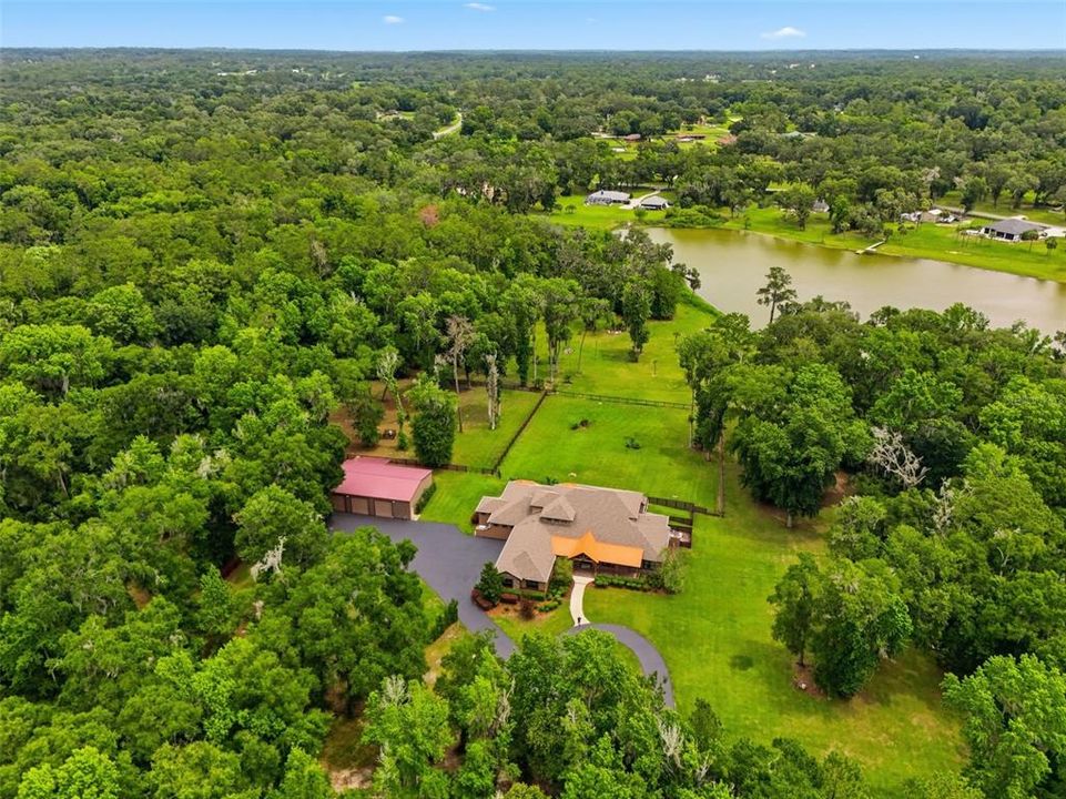 For Sale: $2,199,000 (5 beds, 5 baths, 5905 Square Feet)