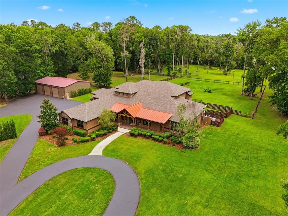 For Sale: $2,199,000 (5 beds, 5 baths, 5905 Square Feet)
