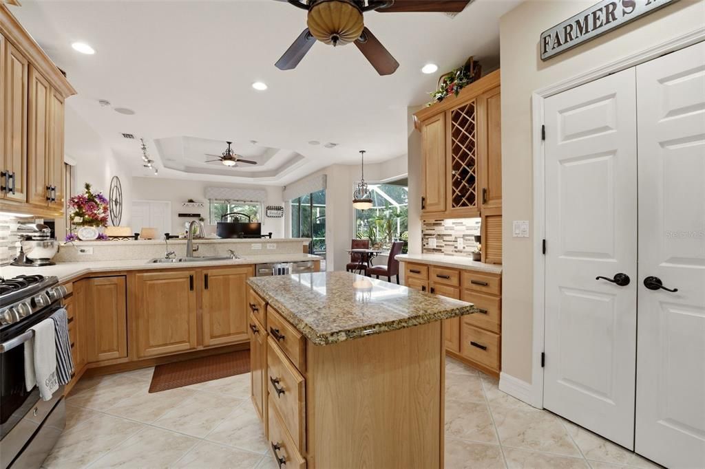 For Sale: $575,000 (4 beds, 3 baths, 2346 Square Feet)