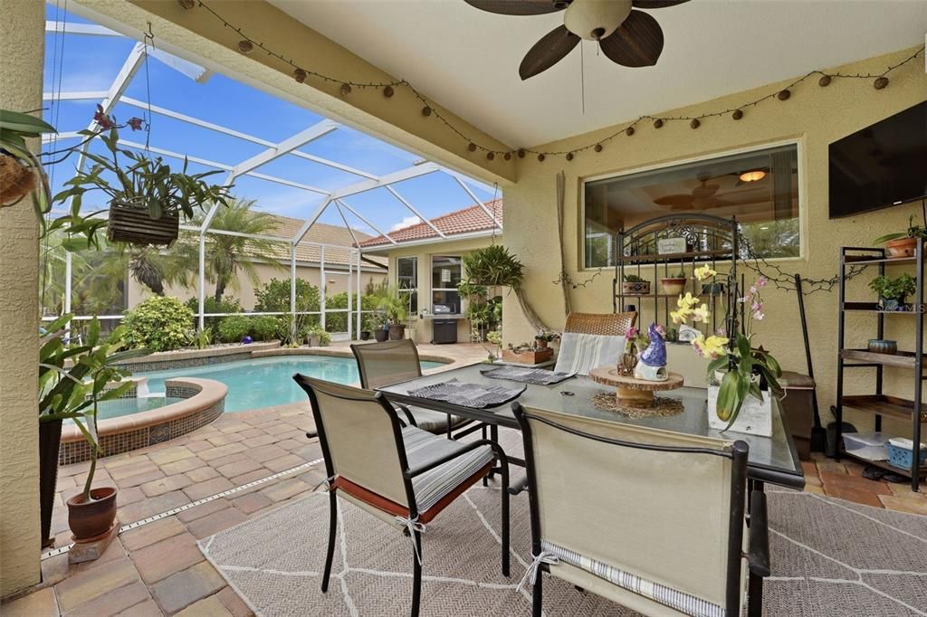 For Sale: $575,000 (4 beds, 3 baths, 2346 Square Feet)