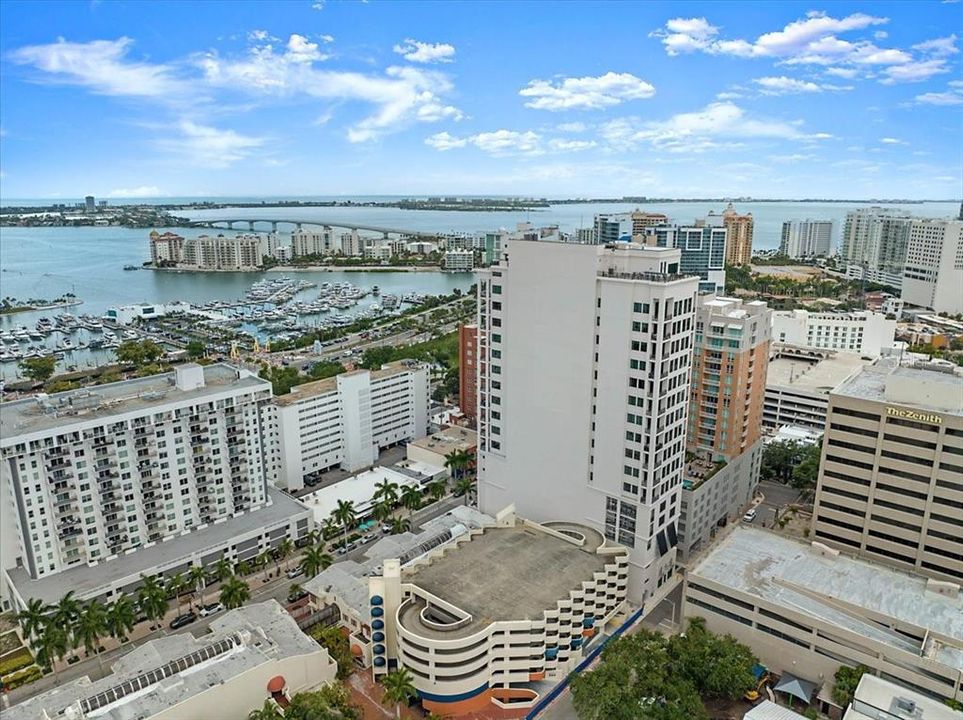 На продажу: $2,195,000 (3 спален, 3 ванн, 2032 Квадратных фут)