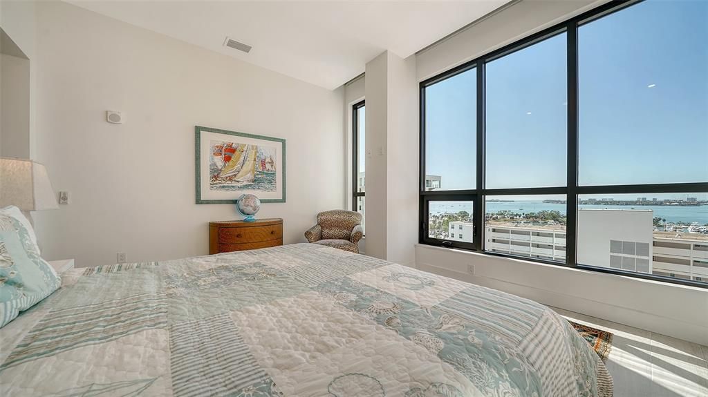 En Venta: $2,195,000 (3 camas, 3 baños, 2032 Pies cuadrados)
