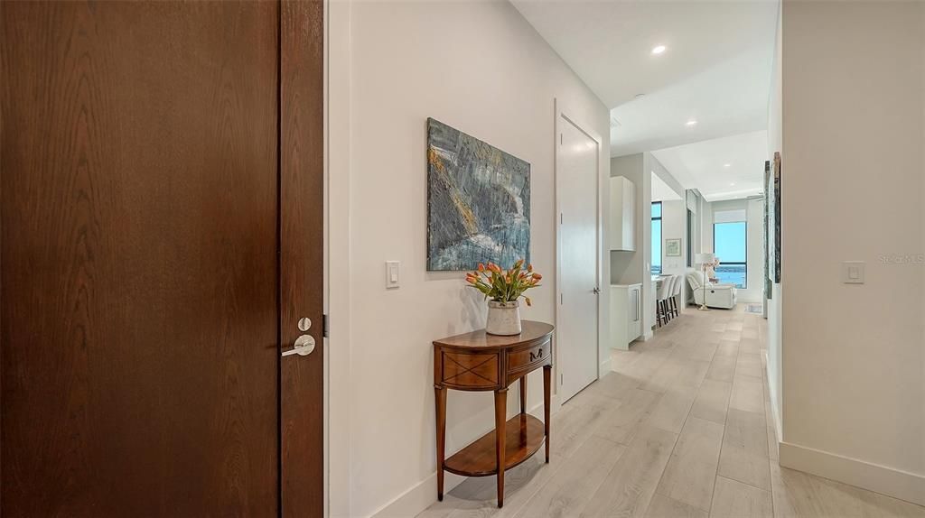 En Venta: $2,195,000 (3 camas, 3 baños, 2032 Pies cuadrados)