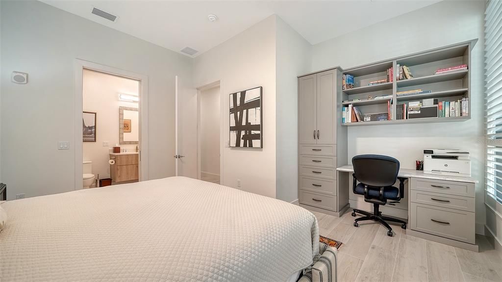 En Venta: $2,195,000 (3 camas, 3 baños, 2032 Pies cuadrados)