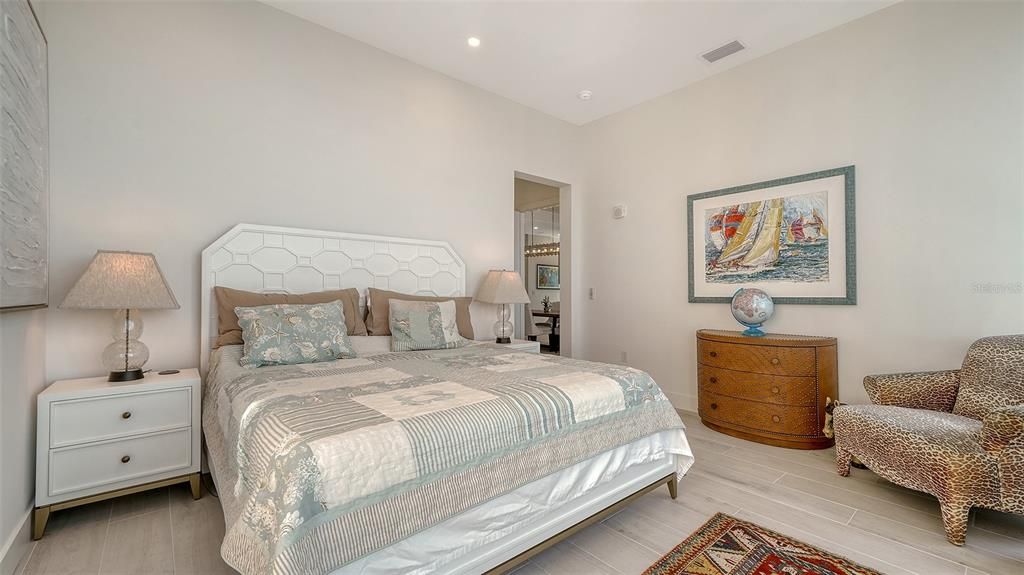 En Venta: $2,195,000 (3 camas, 3 baños, 2032 Pies cuadrados)