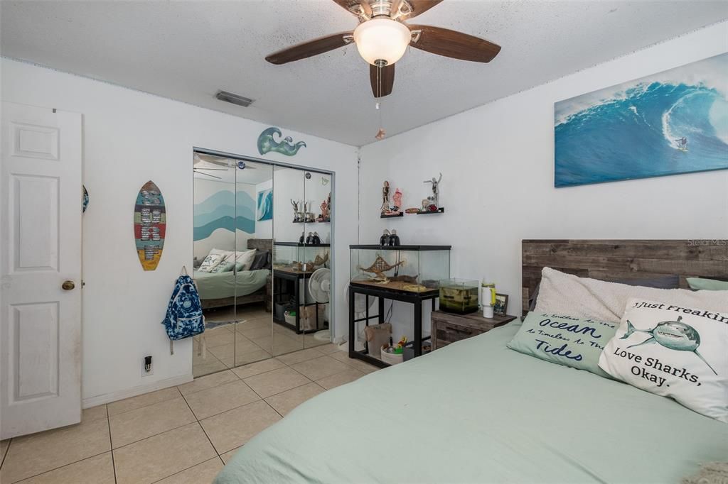For Sale: $319,900 (3 beds, 2 baths, 1672 Square Feet)