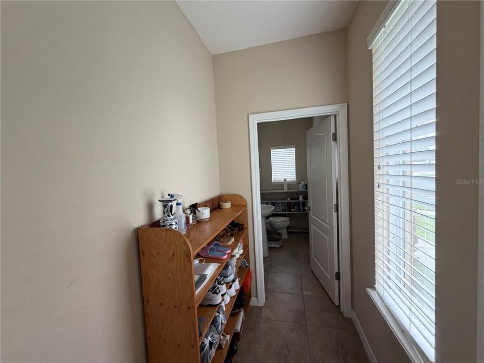 En Venta: $365,000 (3 camas, 3 baños, 2167 Pies cuadrados)
