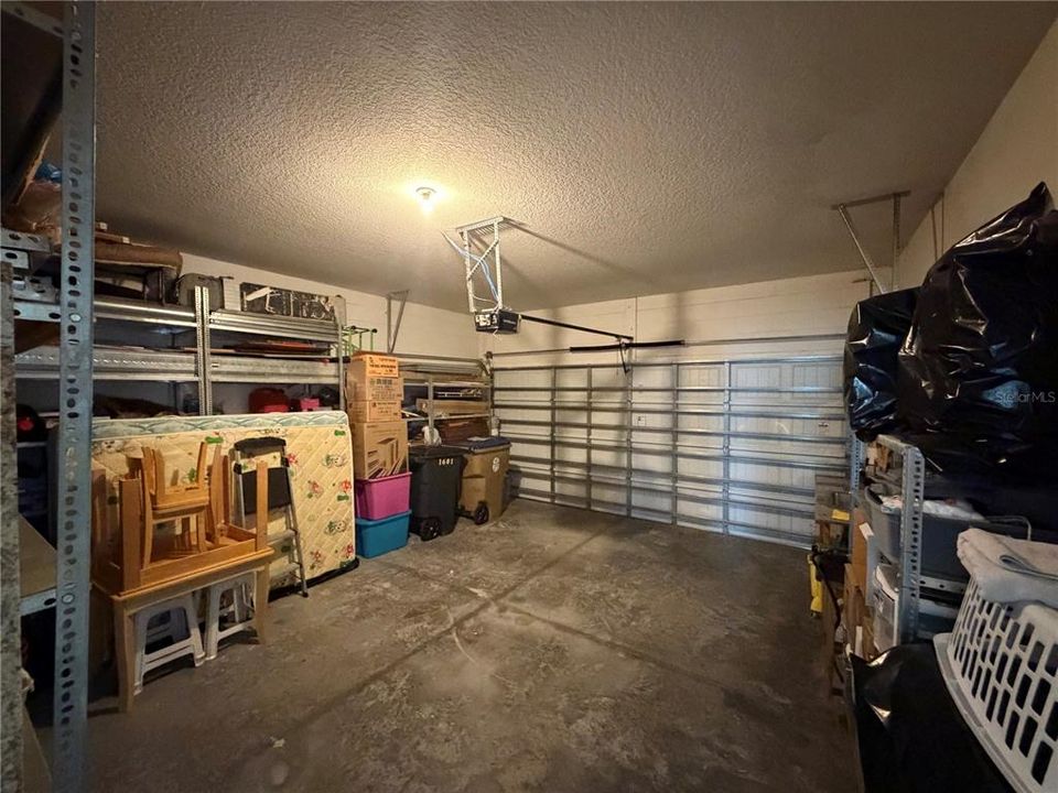 En Venta: $365,000 (3 camas, 3 baños, 2167 Pies cuadrados)