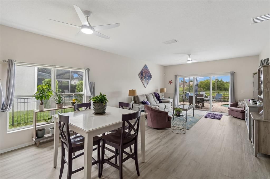 En Venta: $385,000 (3 camas, 2 baños, 1840 Pies cuadrados)