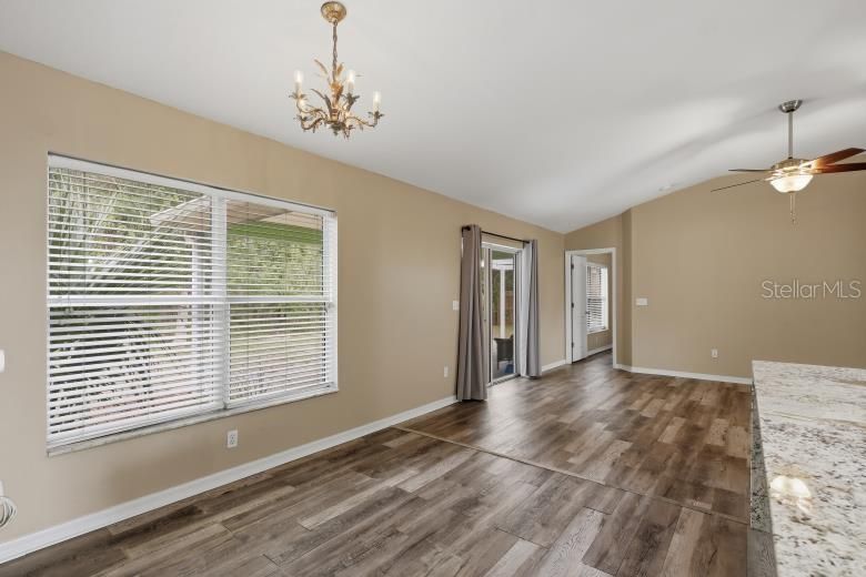 For Sale: $330,000 (3 beds, 2 baths, 1800 Square Feet)