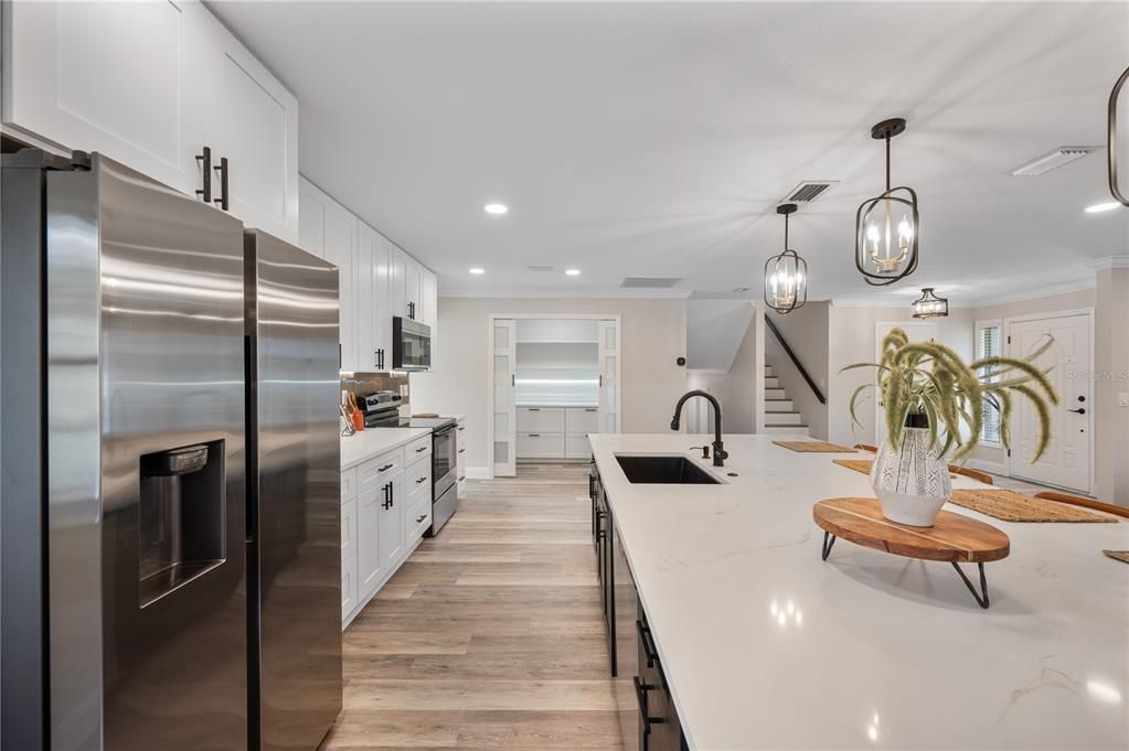 For Sale: $595,000 (4 beds, 3 baths, 2820 Square Feet)