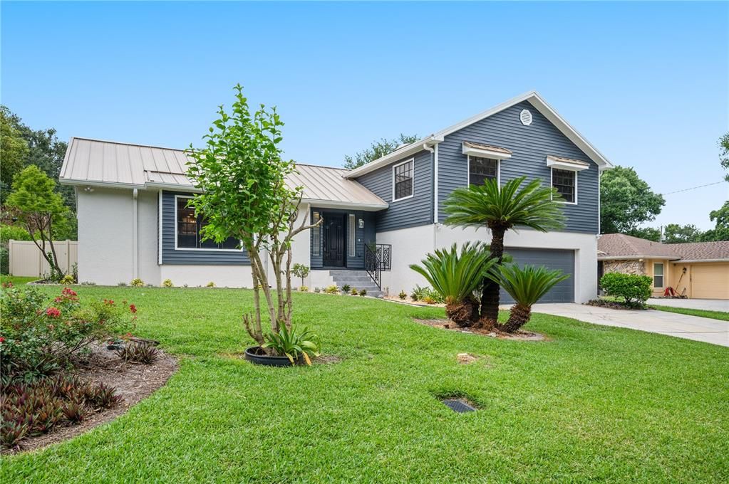 For Sale: $595,000 (4 beds, 3 baths, 2820 Square Feet)