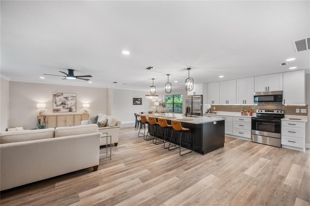 For Sale: $595,000 (4 beds, 3 baths, 2820 Square Feet)