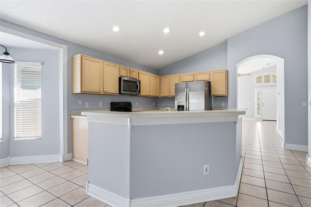 For Sale: $439,900 (4 beds, 2 baths, 1838 Square Feet)