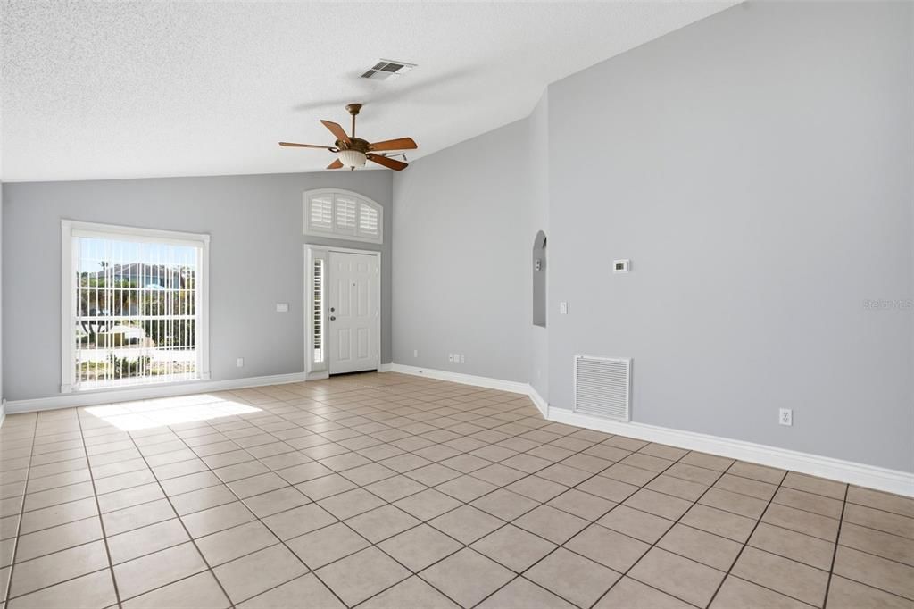 For Sale: $439,900 (4 beds, 2 baths, 1838 Square Feet)