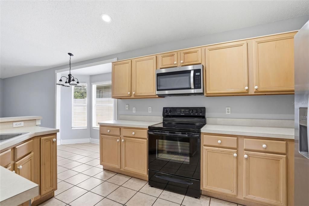 For Sale: $439,900 (4 beds, 2 baths, 1838 Square Feet)