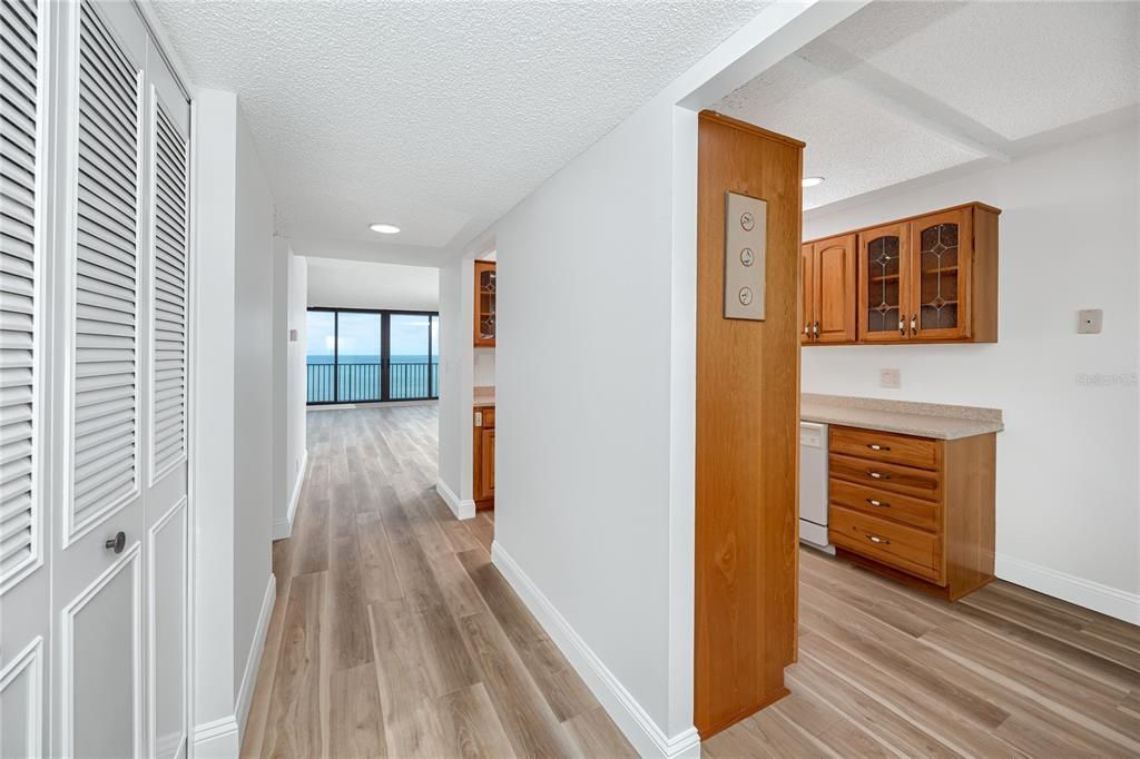 For Rent: $4,000 (2 beds, 2 baths, 1180 Square Feet)