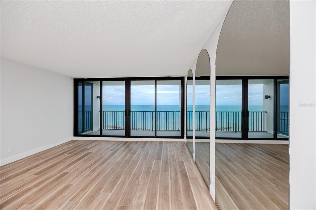 For Rent: $4,000 (2 beds, 2 baths, 1180 Square Feet)