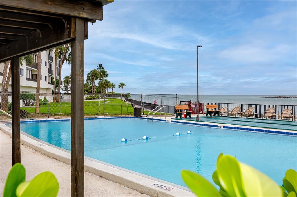 For Rent: $4,000 (2 beds, 2 baths, 1180 Square Feet)
