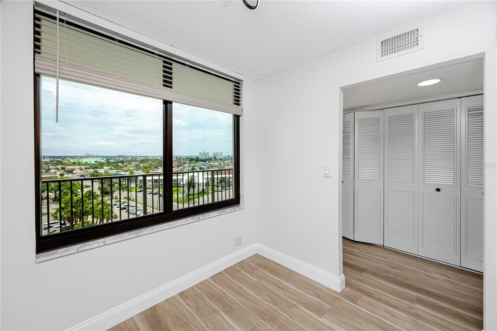 For Rent: $4,000 (2 beds, 2 baths, 1180 Square Feet)