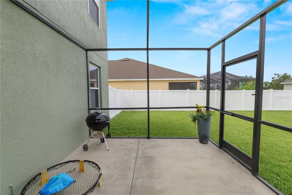 На продажу: $435,000 (5 спален, 3 ванн, 2696 Квадратных фут)
