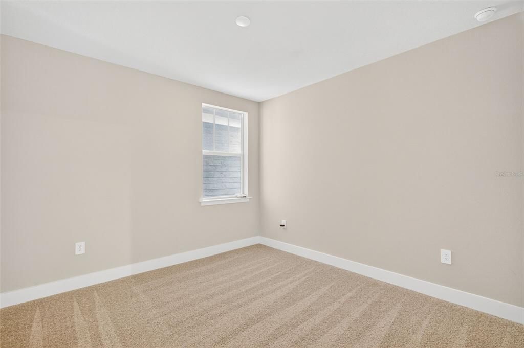 For Sale: $284,000 (2 beds, 2 baths, 1341 Square Feet)