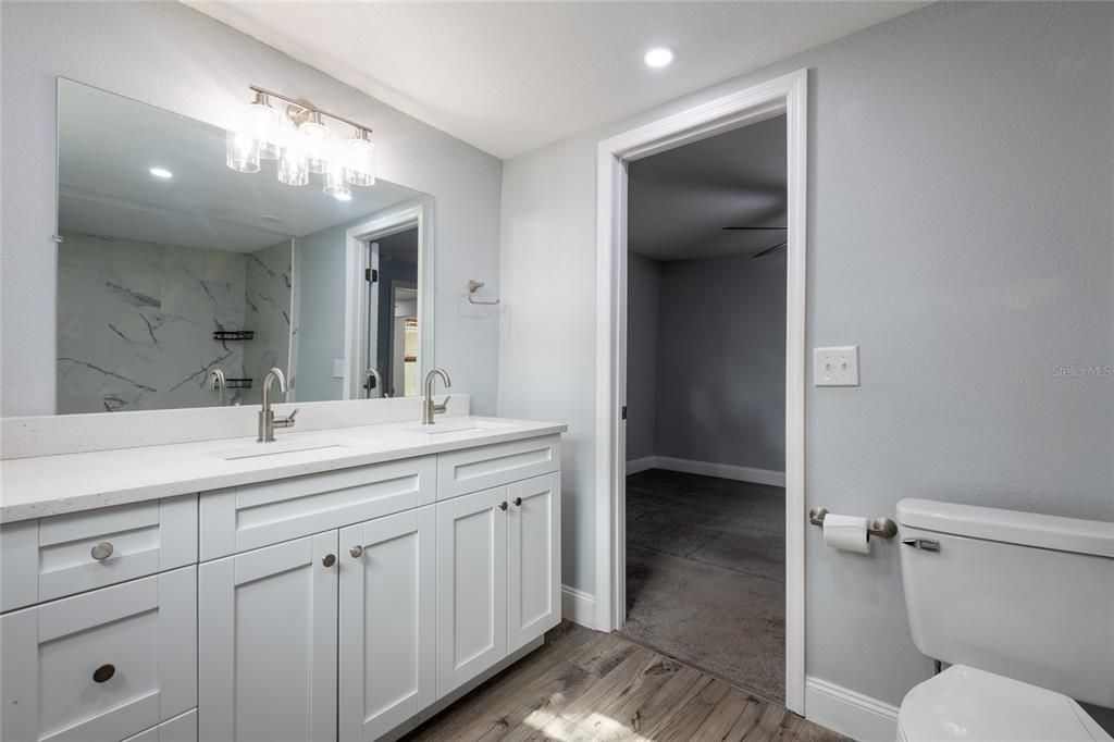 For Sale: $315,000 (3 beds, 2 baths, 1162 Square Feet)