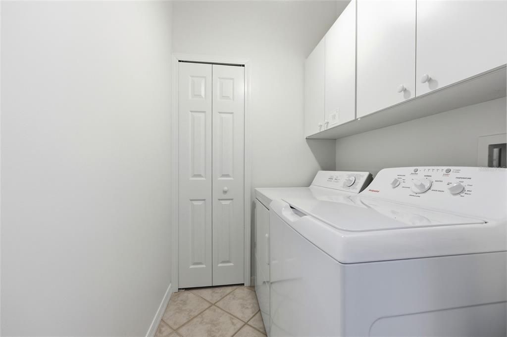 For Sale: $530,000 (3 beds, 2 baths, 1615 Square Feet)