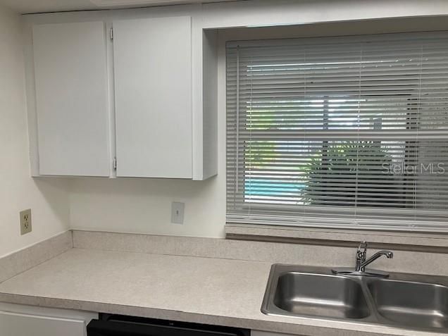 For Rent: $2,995 (3 beds, 2 baths, 1775 Square Feet)