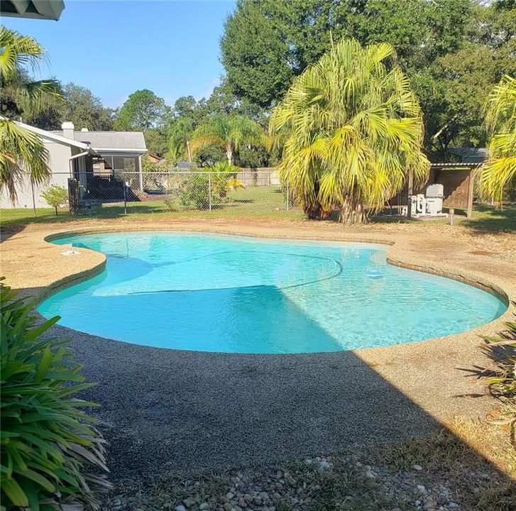 For Rent: $2,995 (3 beds, 2 baths, 1775 Square Feet)