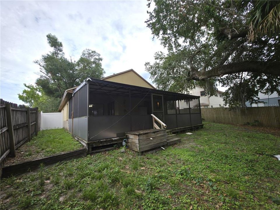 For Sale: $349,000 (3 beds, 2 baths, 1207 Square Feet)