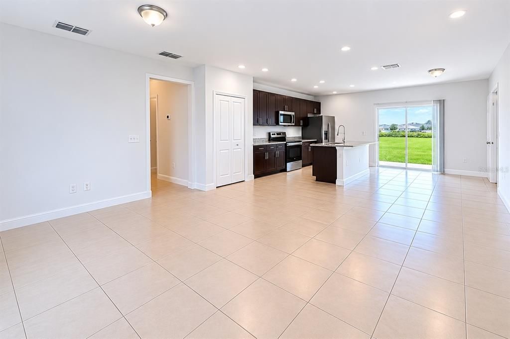 For Sale: $295,000 (3 beds, 2 baths, 1560 Square Feet)