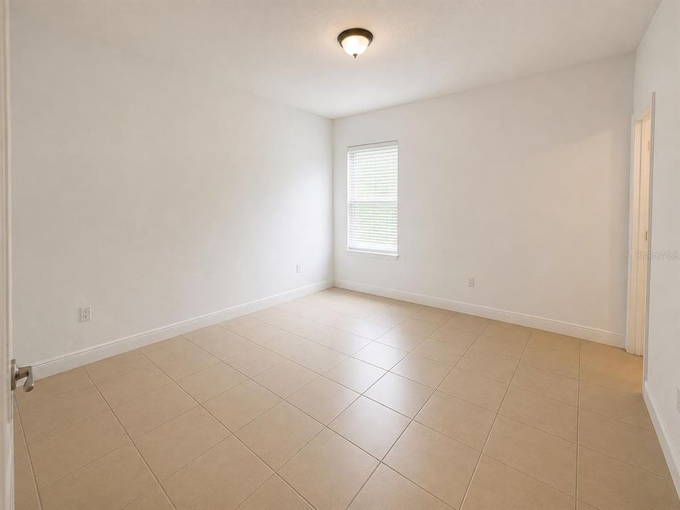 For Sale: $295,000 (3 beds, 2 baths, 1560 Square Feet)