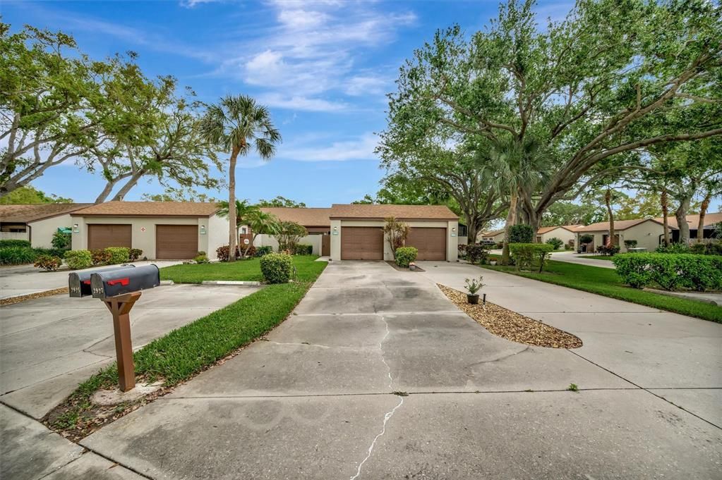 For Sale: $225,000 (2 beds, 2 baths, 1127 Square Feet)