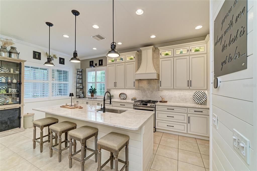 For Sale: $779,000 (3 beds, 2 baths, 2148 Square Feet)